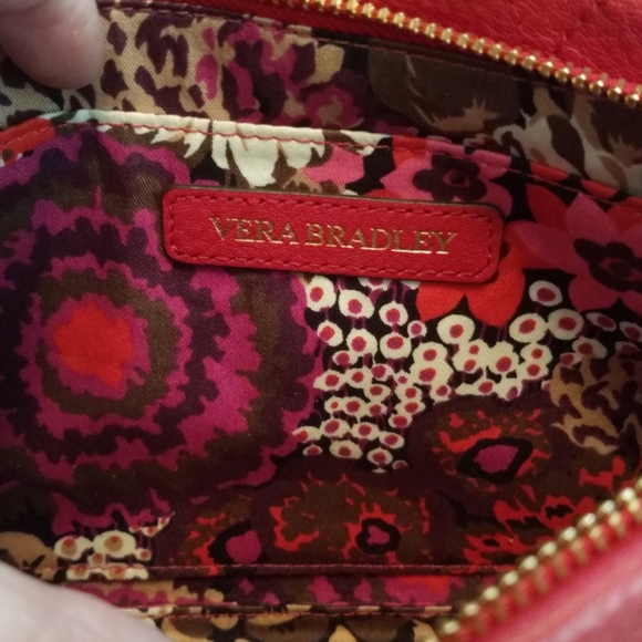 Leather pleated red Vera Bradley wristlet/clutch - Picture 3 of 4